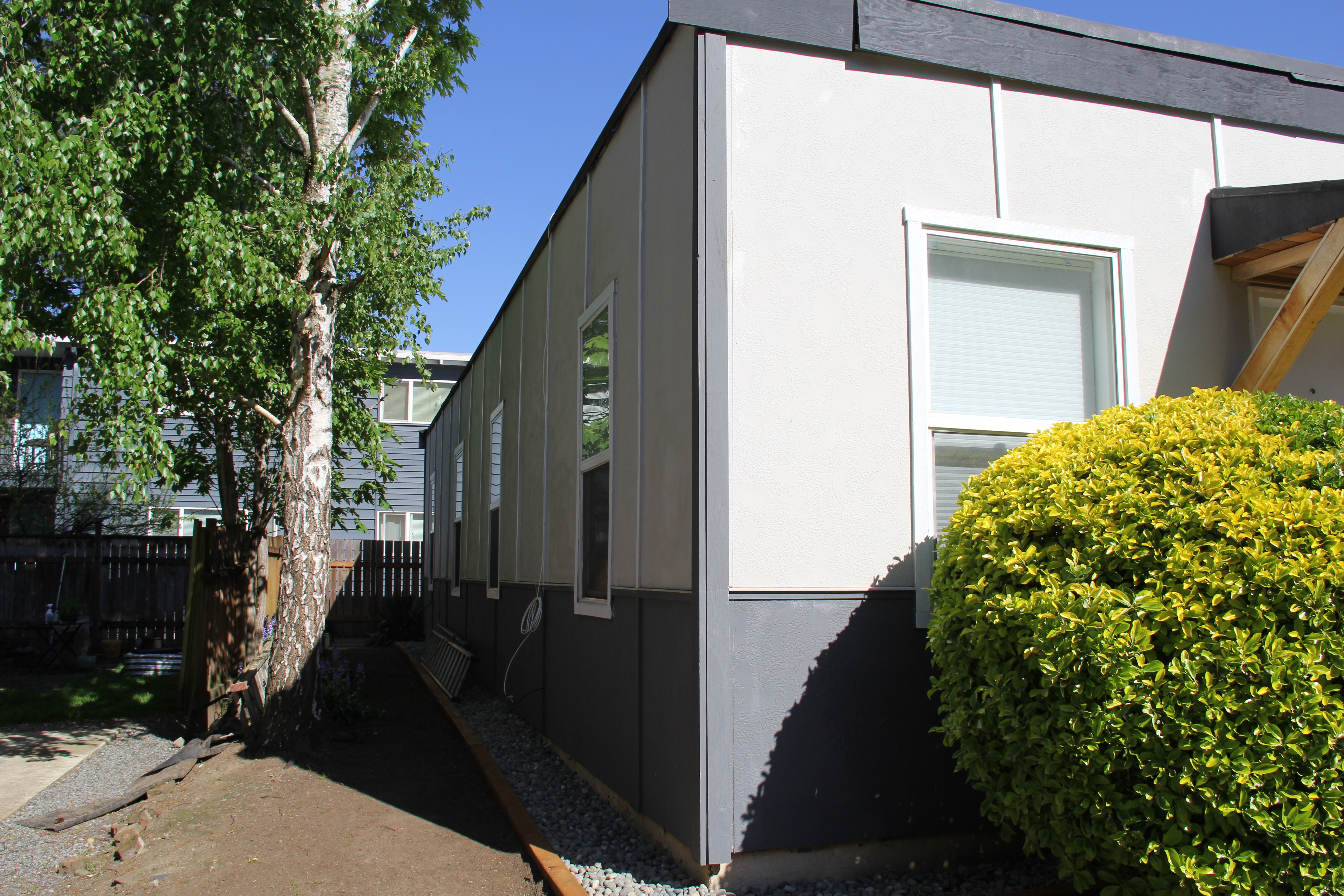 Property Photos in 2110-2116 NE 85th St, Seattle, WA 98115