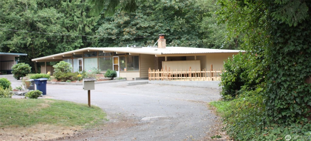 8417 Gold Way Everett, WA 98208-3422