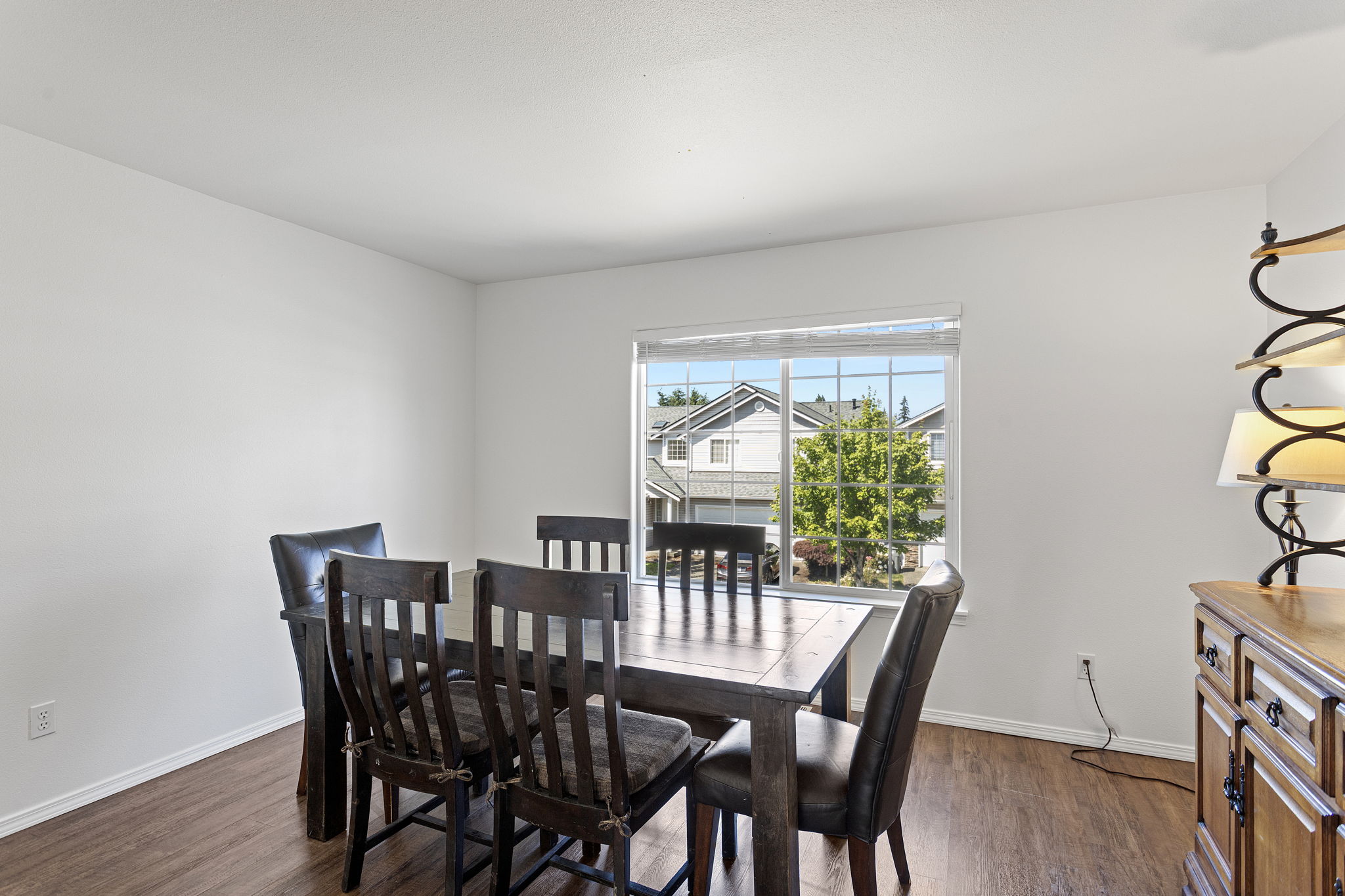 Dining Area at 17625 12th Pl W Lynnwood 98037