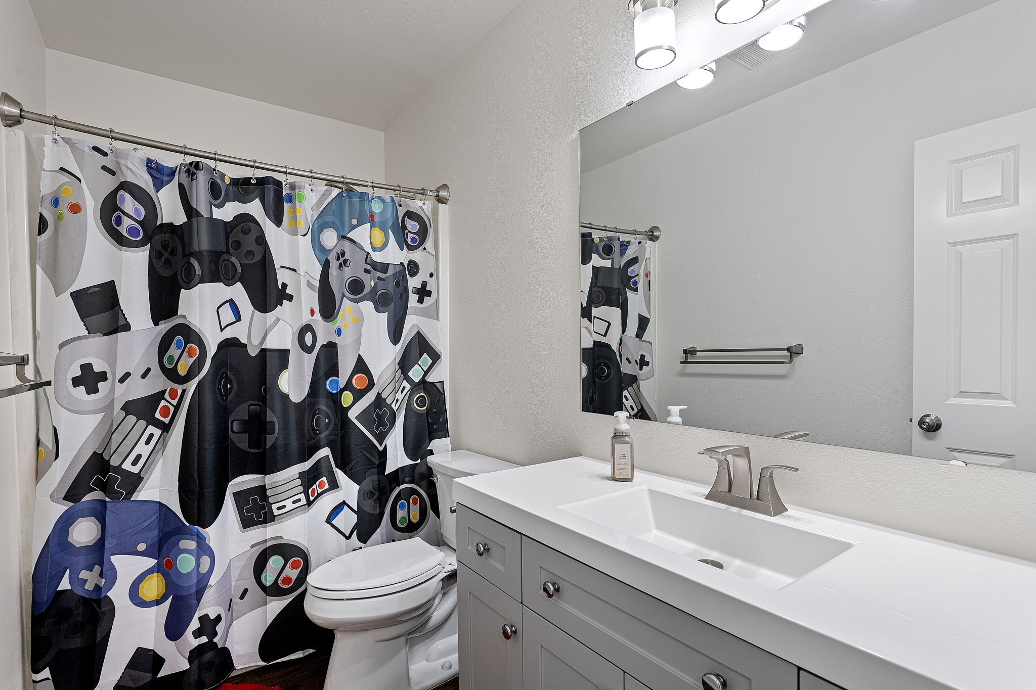 Other Bathroom at 17625 12th Pl W Lynnwood 98037