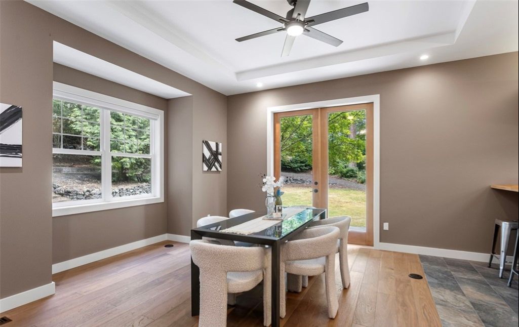 Dining Area at 16430 266th Avenue SE Issaquah, WA 98027