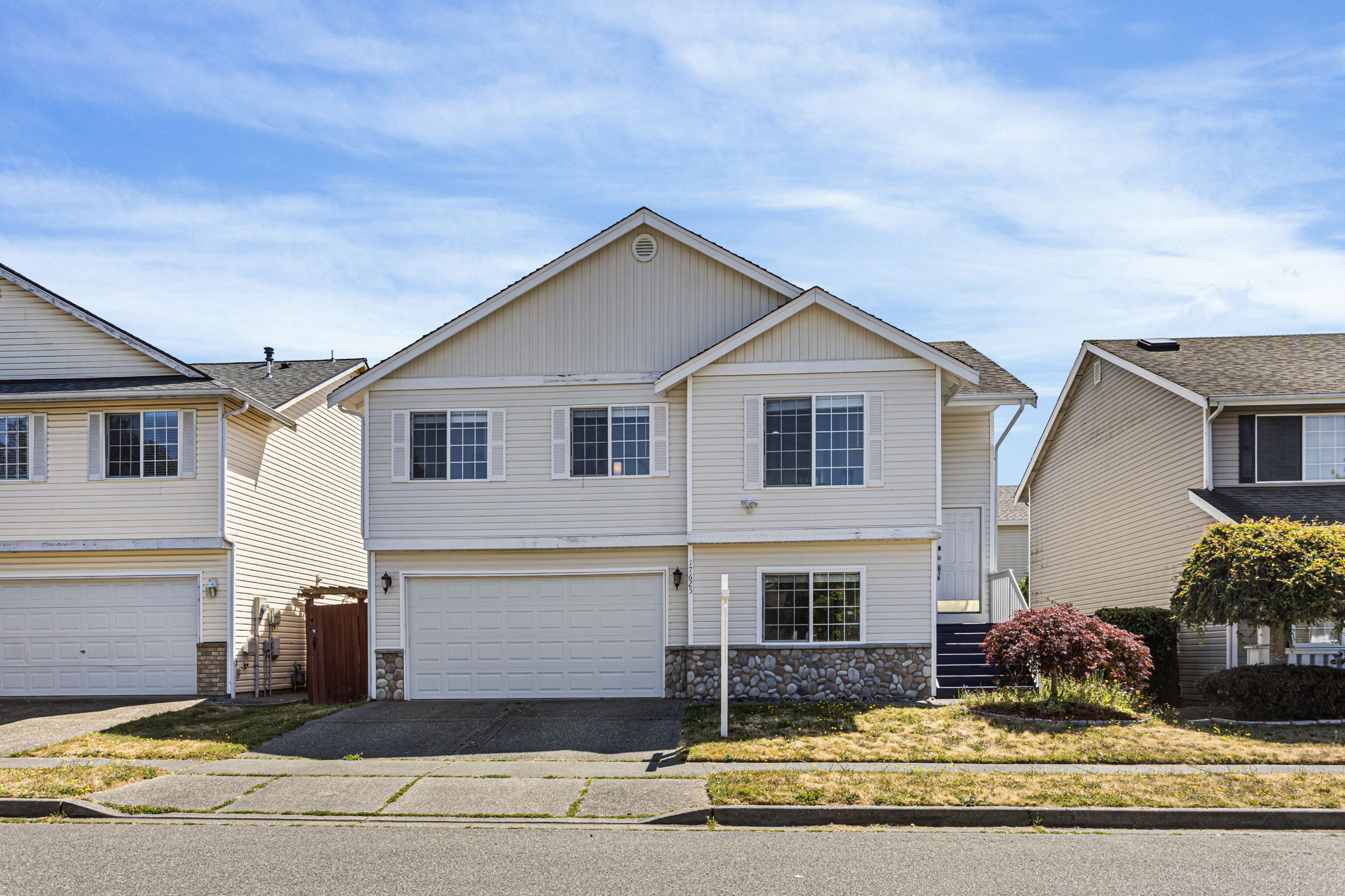 Property Photos at 17625 12th Pl W Lynnwood 98037