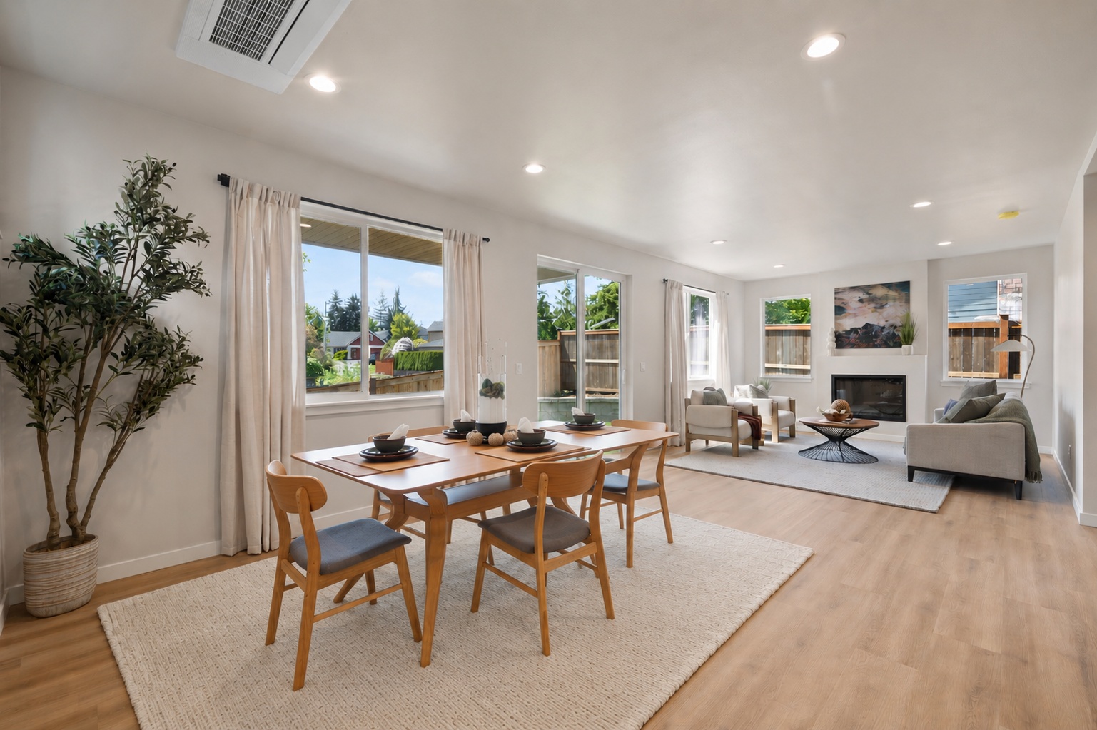 Dining Area at Unit B - 13329 Seattle Hill RD 98296 