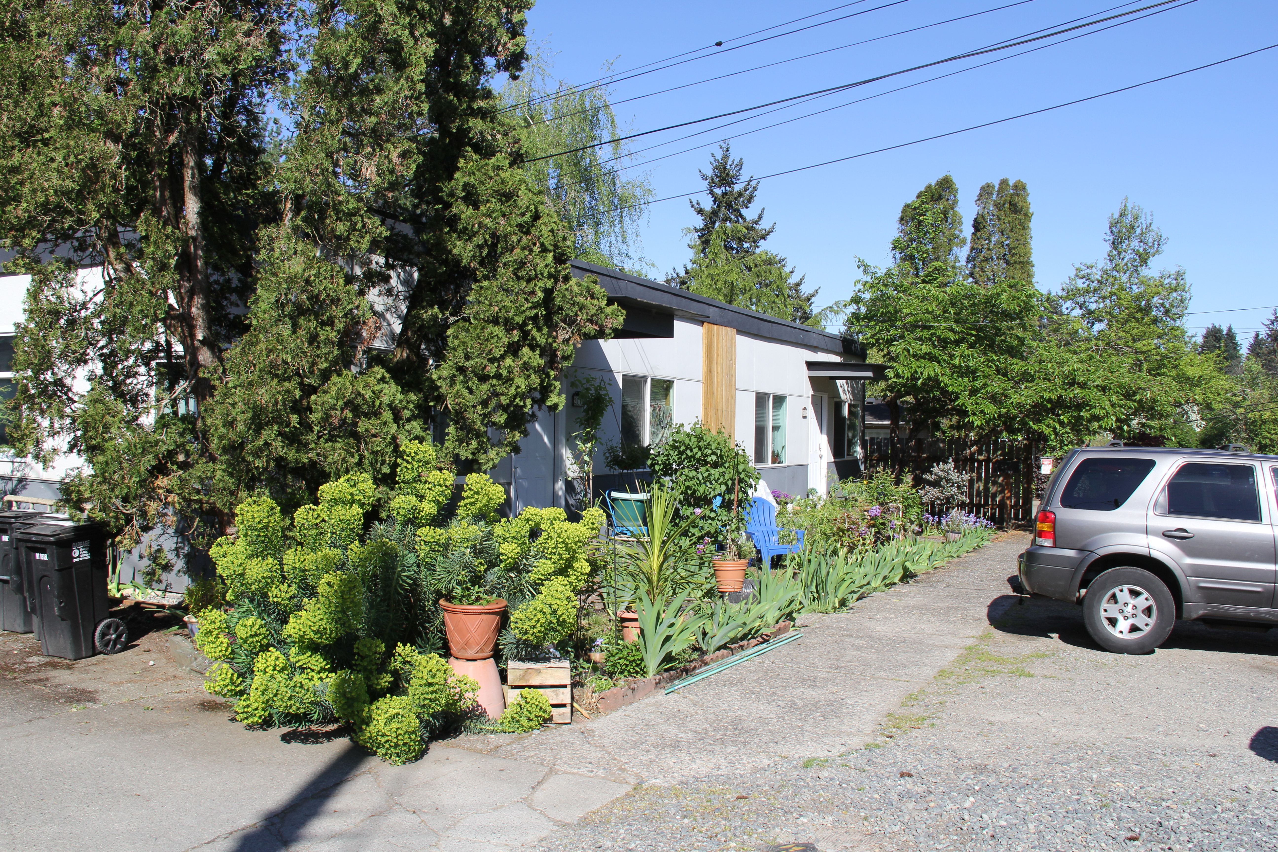 Open Space Parking at 2110-2116 NE 85th St, Seattle, WA 98115