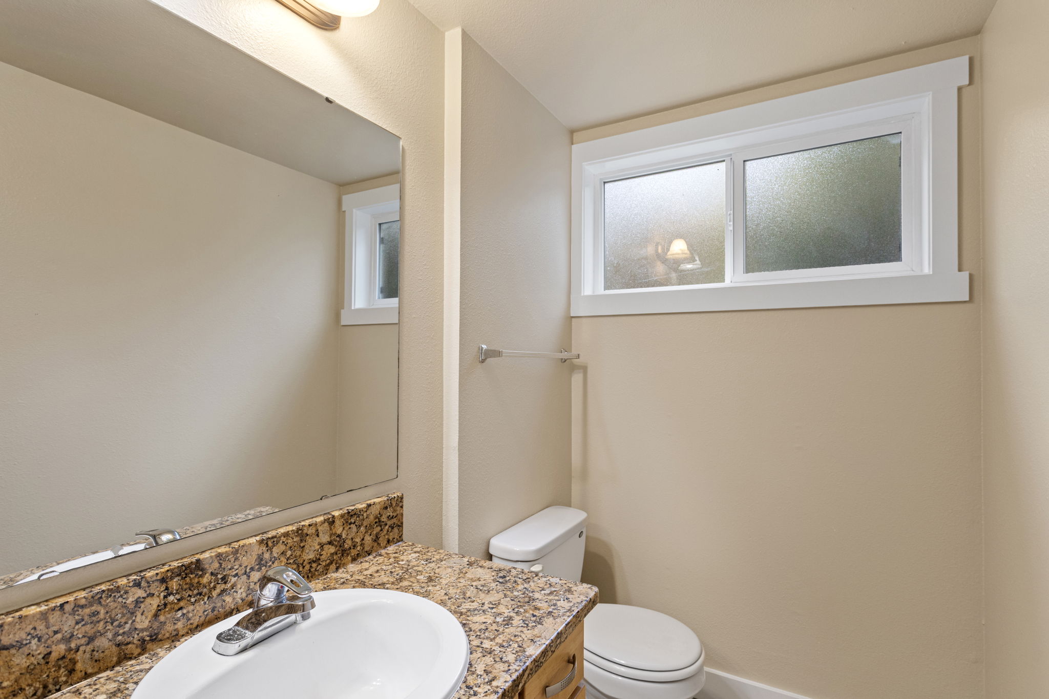 Bathroom at 15230 SE 43rd Ct 101, Bellevue, WA 98006