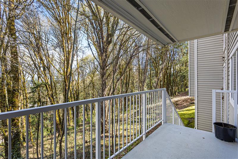 Balcony at 15230 SE 43rd Ct 101, Bellevue, WA 98006
