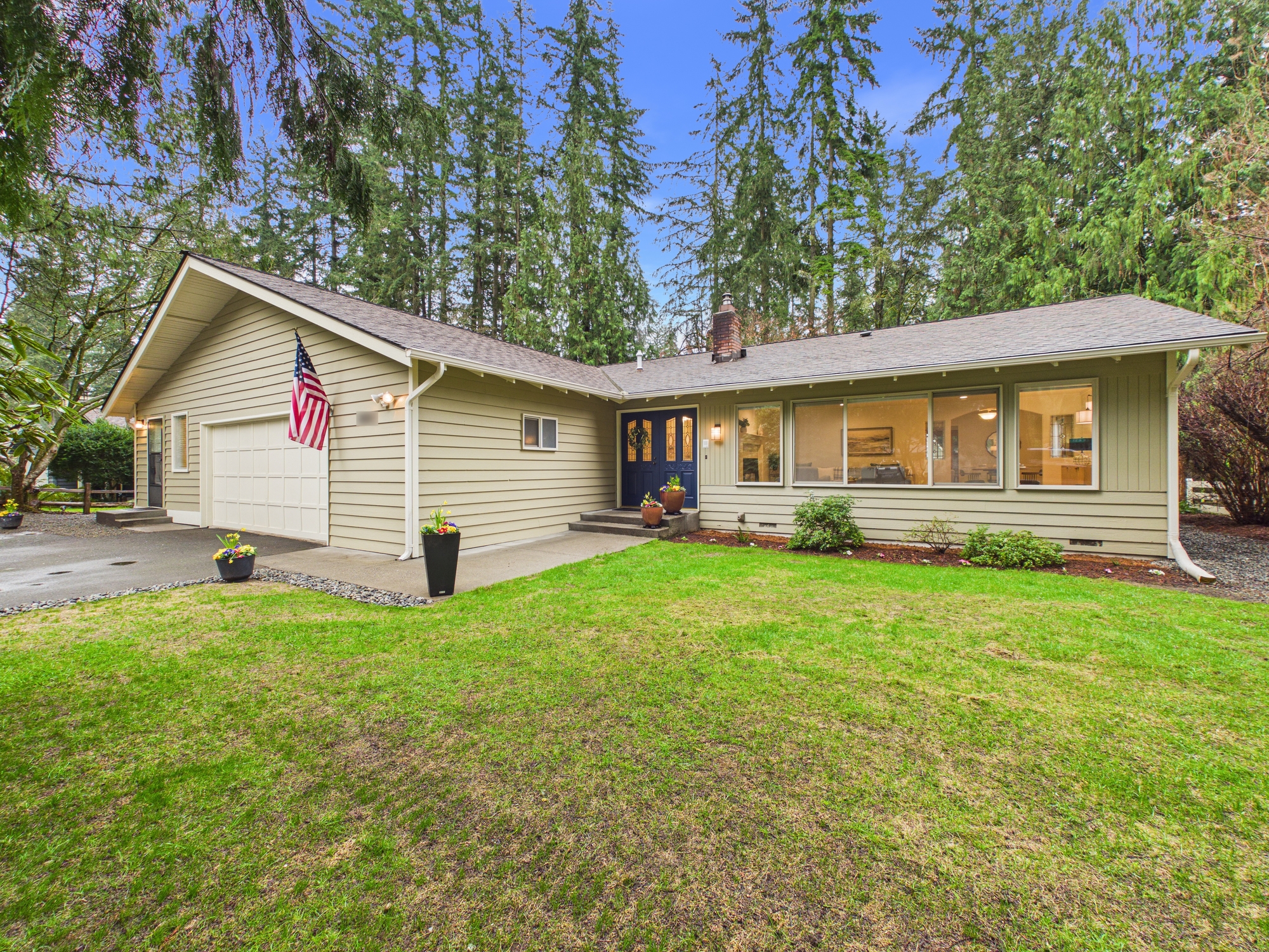 Property Photos at 18903 NE 165th St, Woodinville, WA 98072